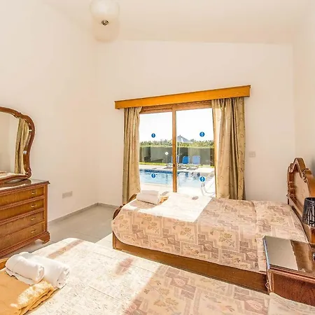 Kyveli Ii Villa *