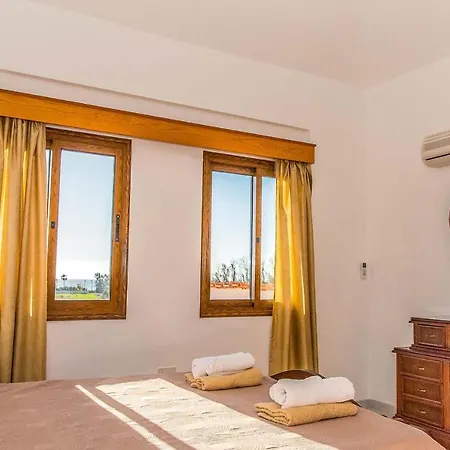 Kyveli Ii Villa *
